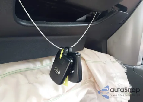 2018 Toyota Rav4 Limited from USA, damaged, VIN 2T3DFREV2JW741918